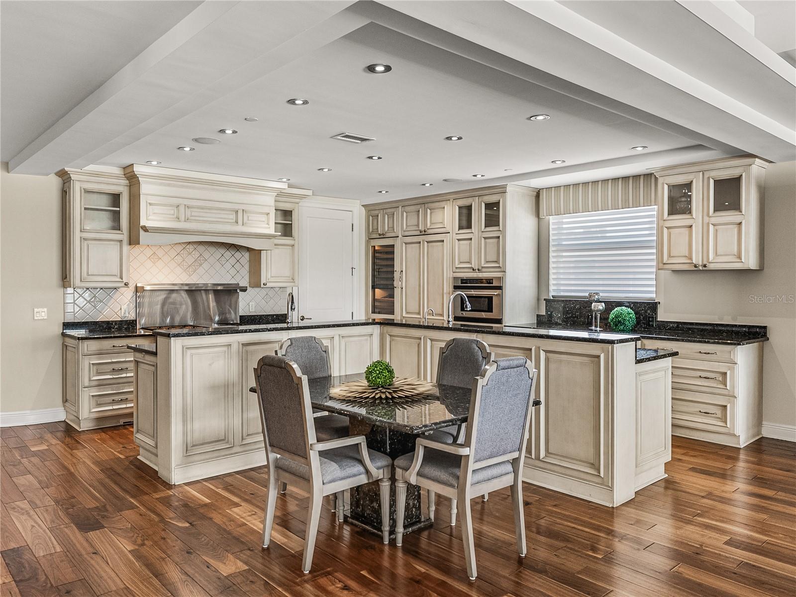 TB8452831 Property Photo