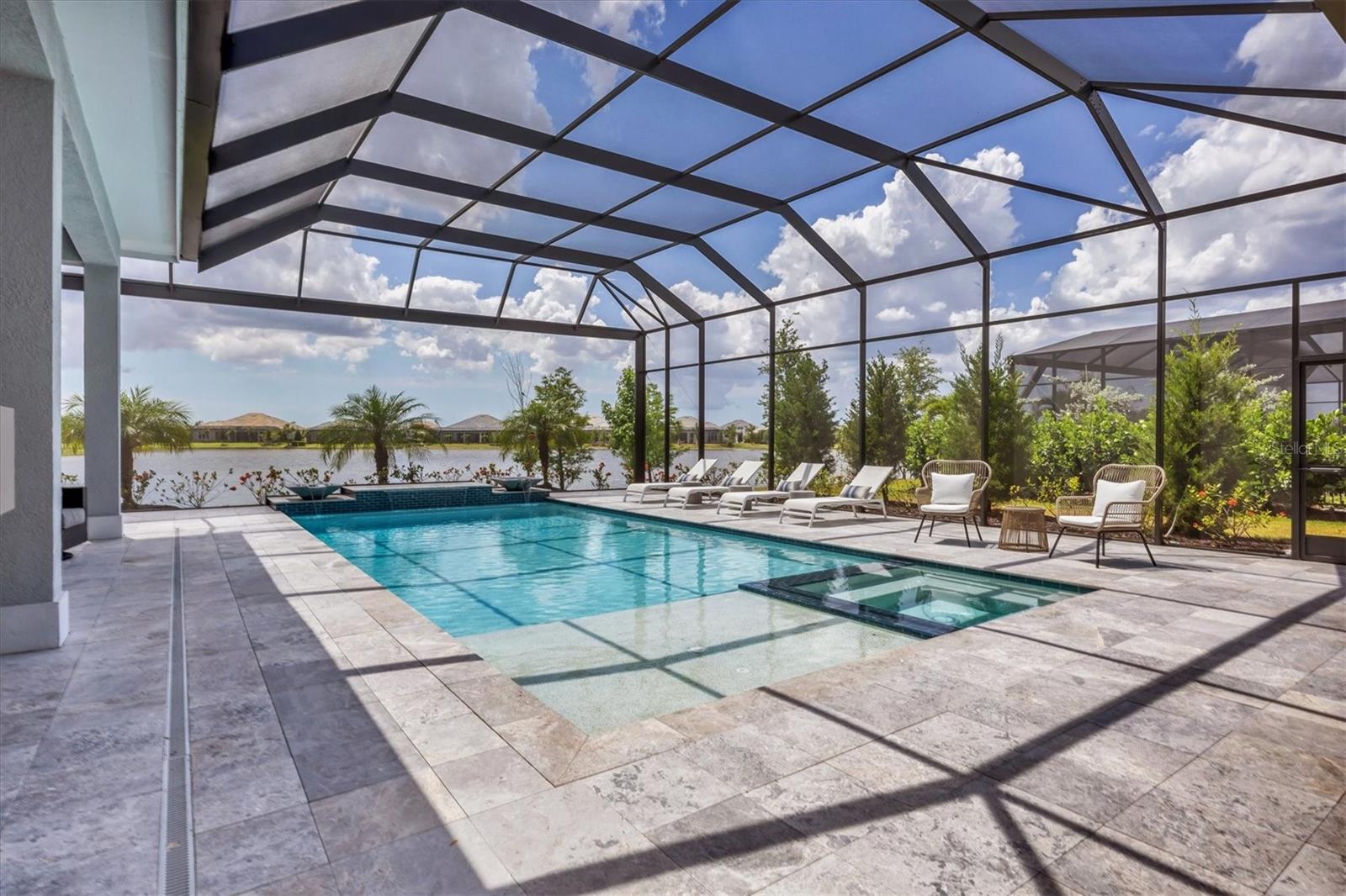 A4673843 Property Photo