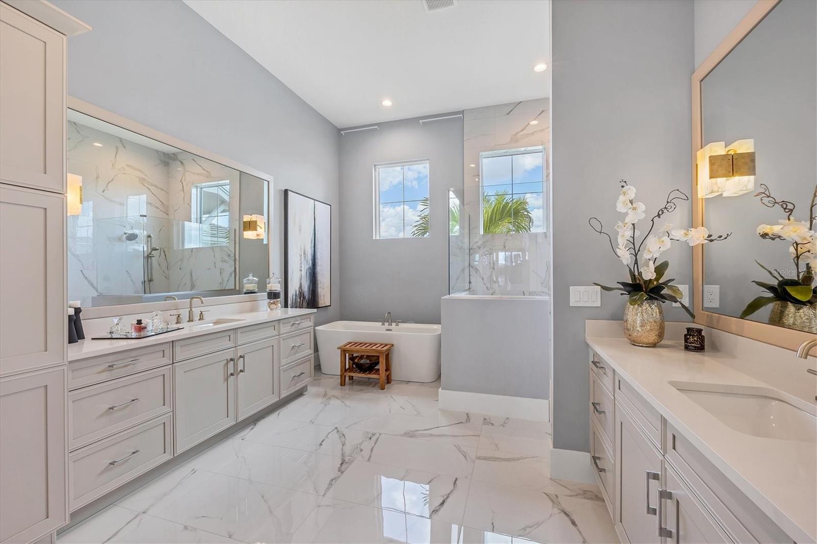 A4673843 Property Photo