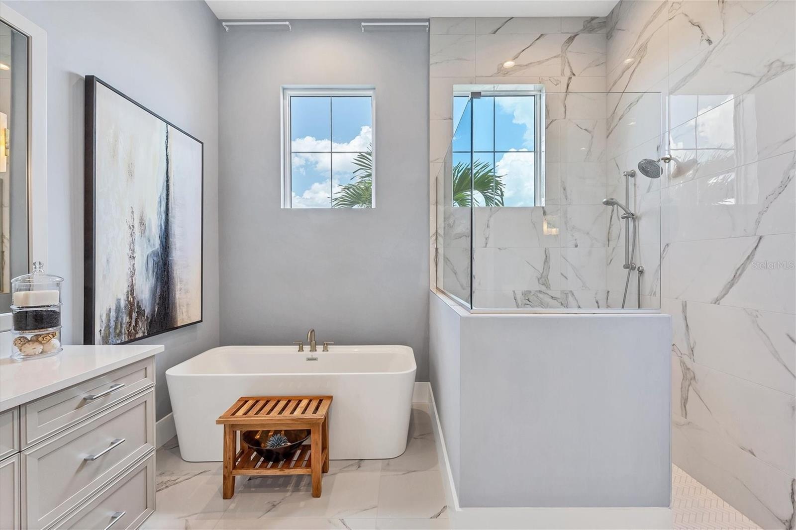 A4673843 Property Photo