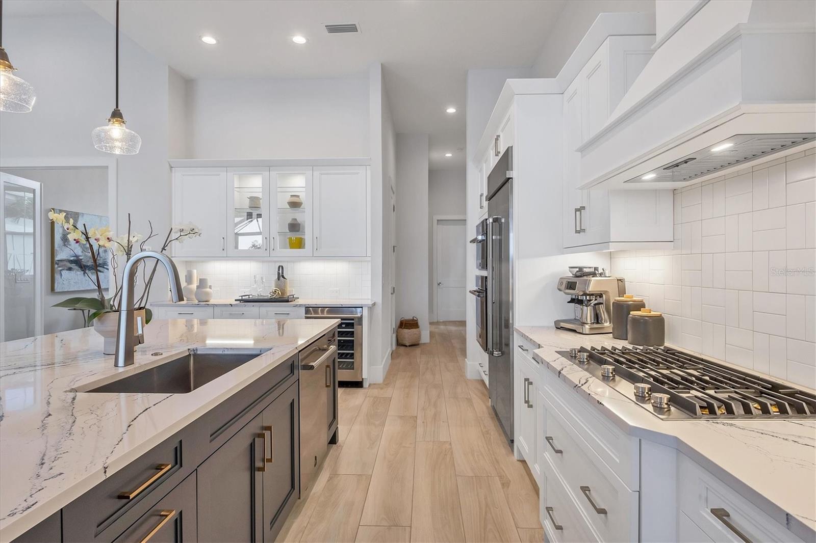 A4673843 Property Photo