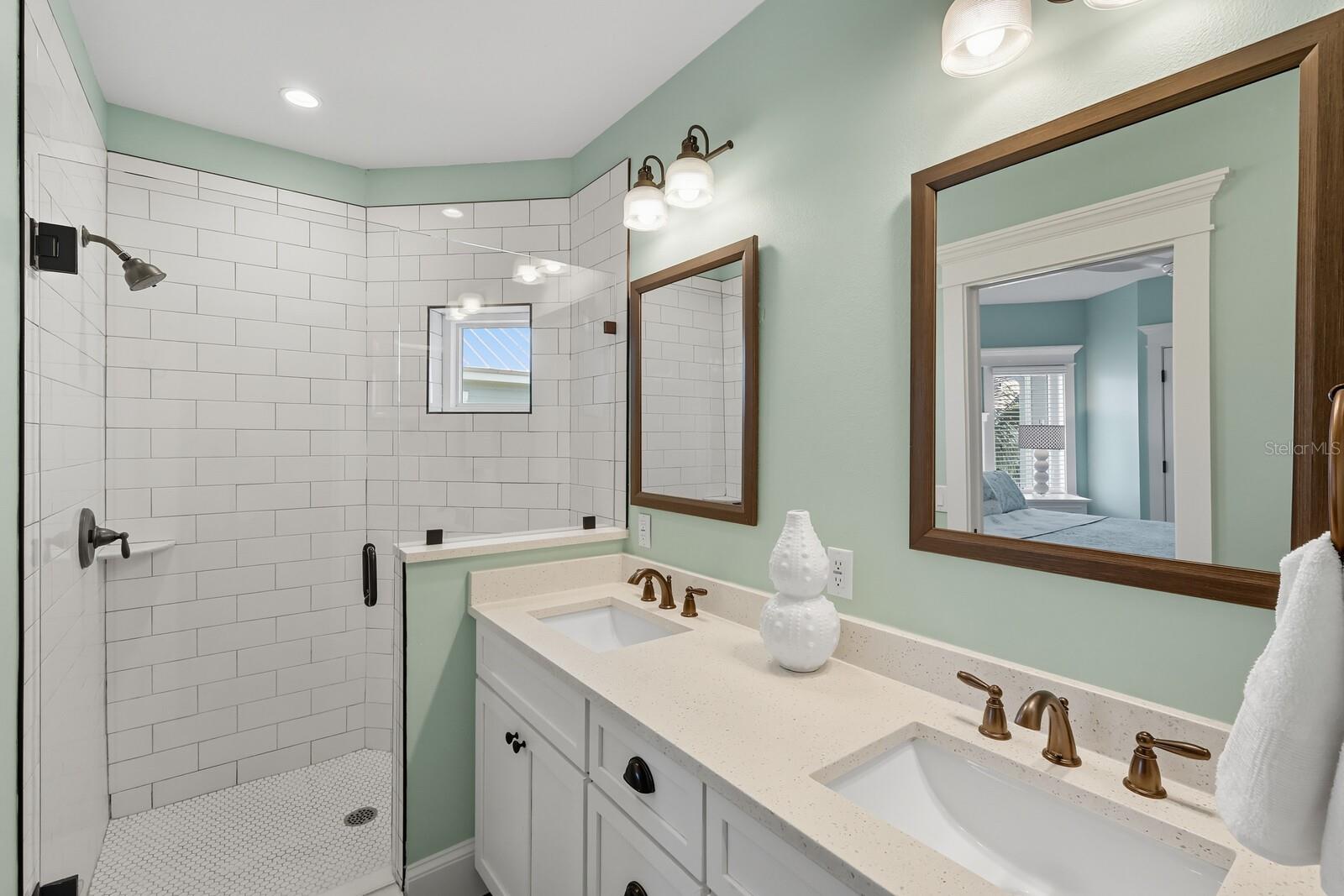 A4673857 Property Photo