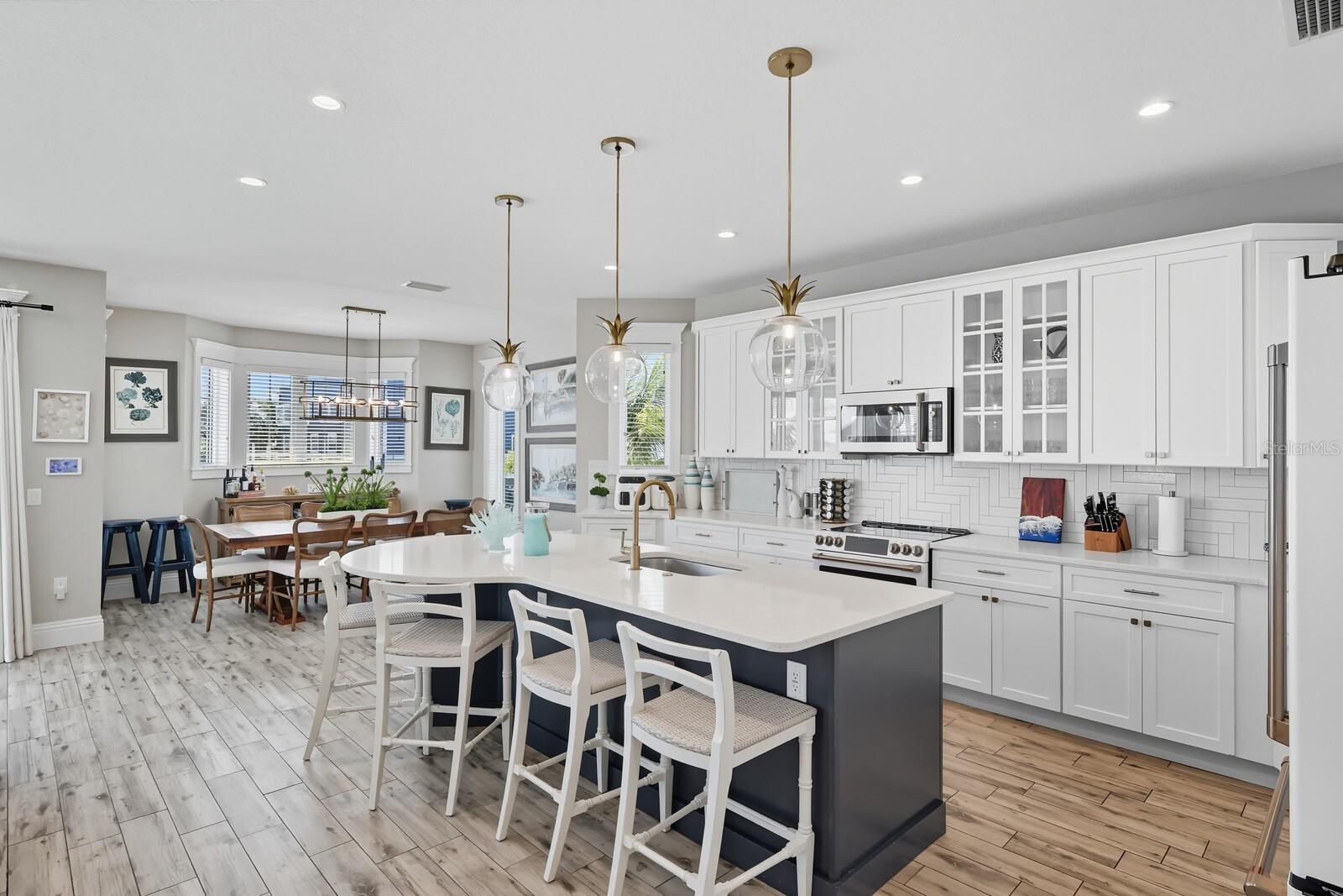 A4673857 Property Photo