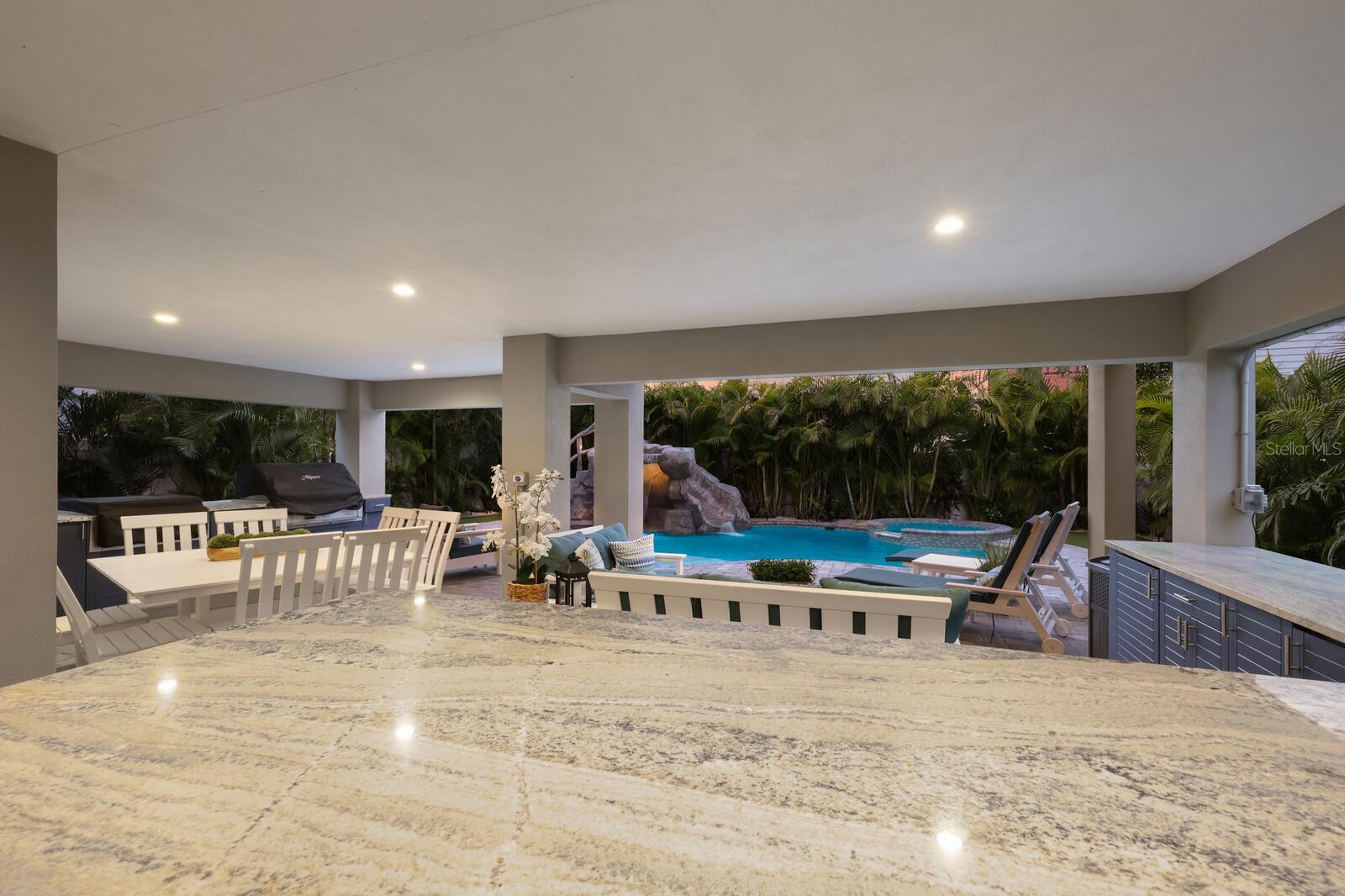 A4673857 Property Photo