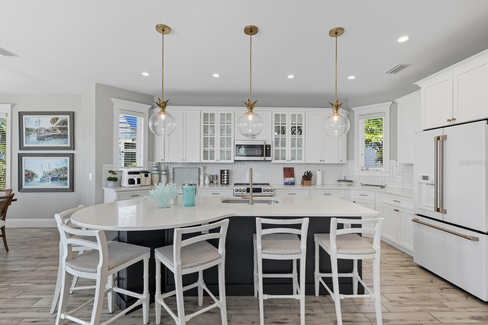 A4673857 Property Photo