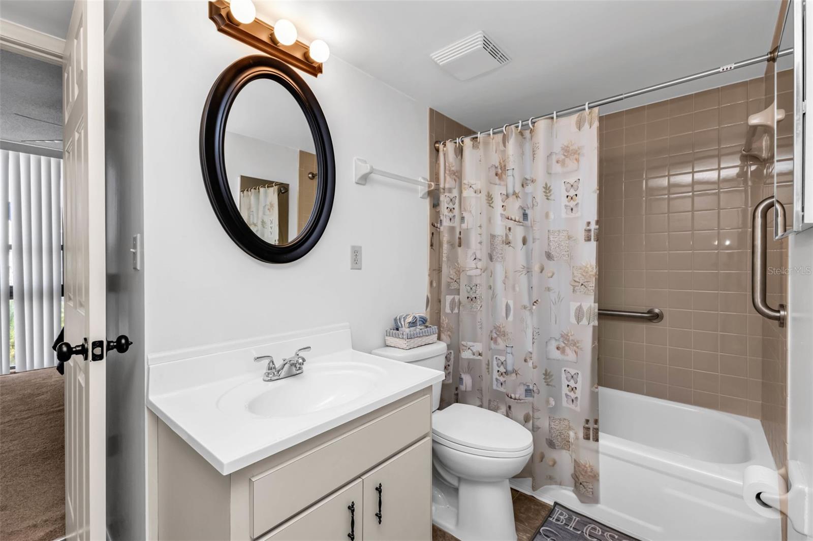 C7518567 Property Photo