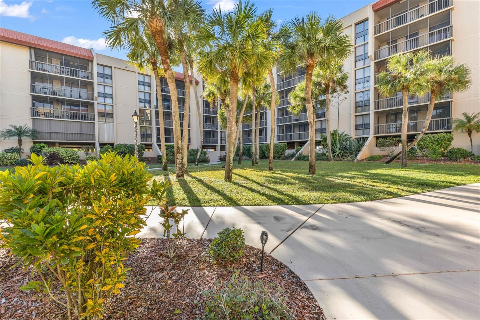 C7518567 Property Photo