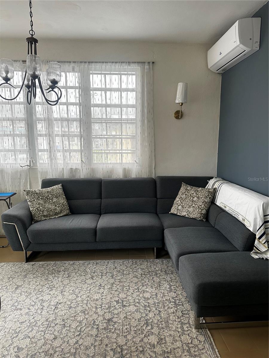 PR9117740 Property Photo