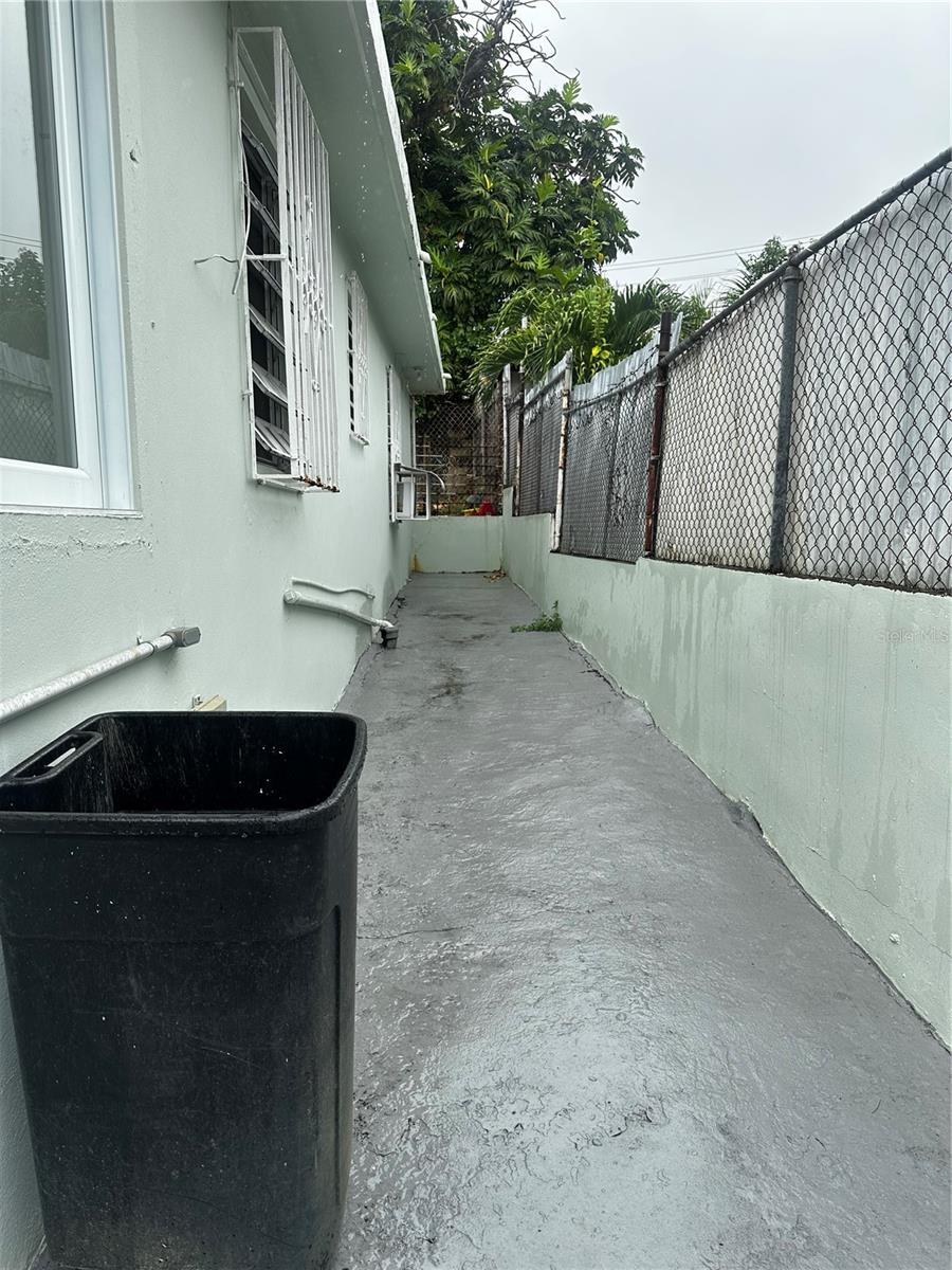 PR9117740 Property Photo