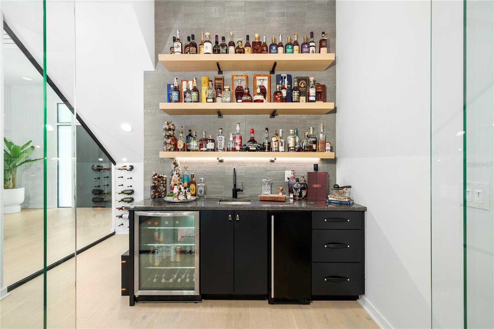 TB8452908 Property Photo