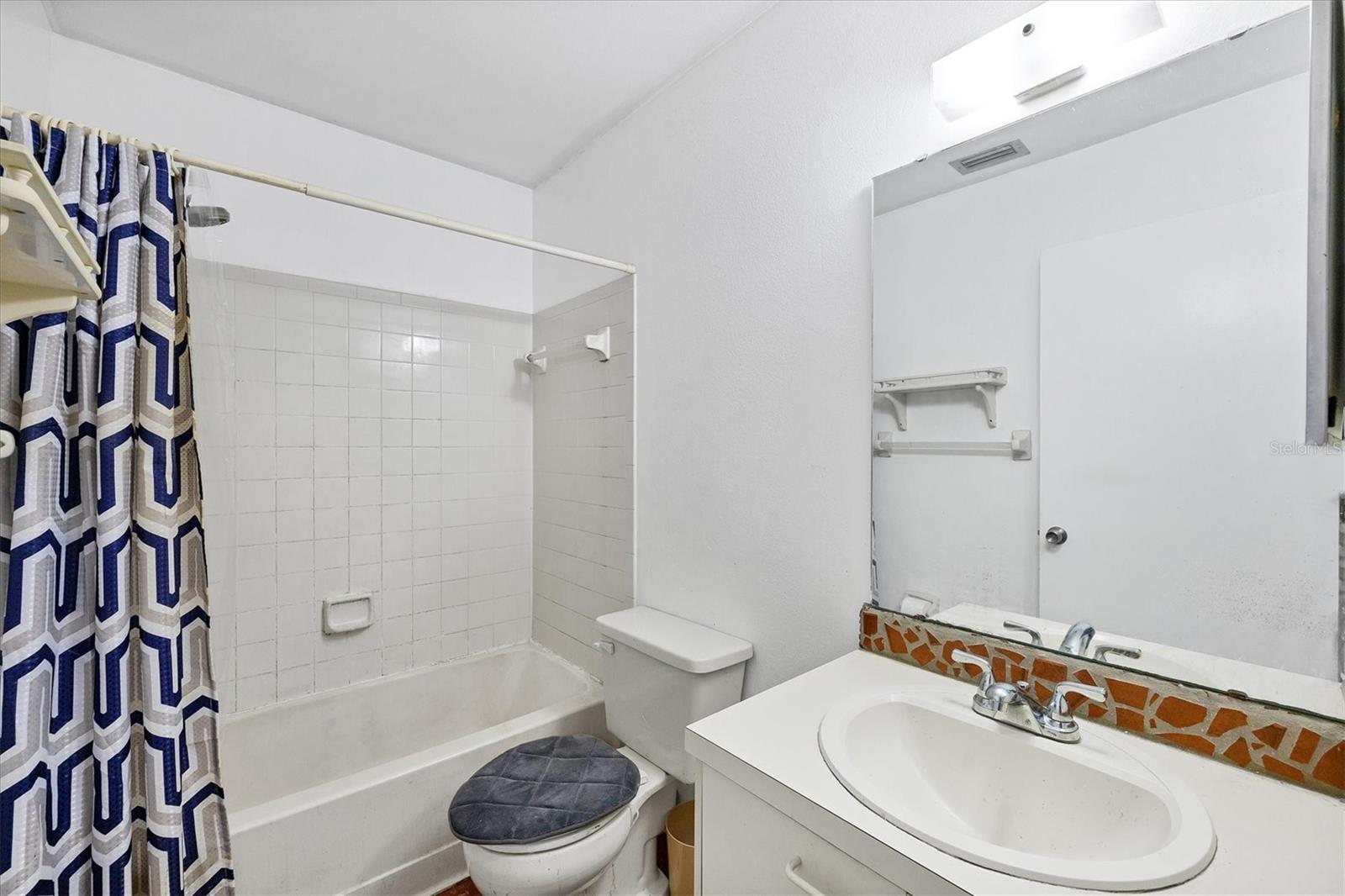 A4673886 Property Photo