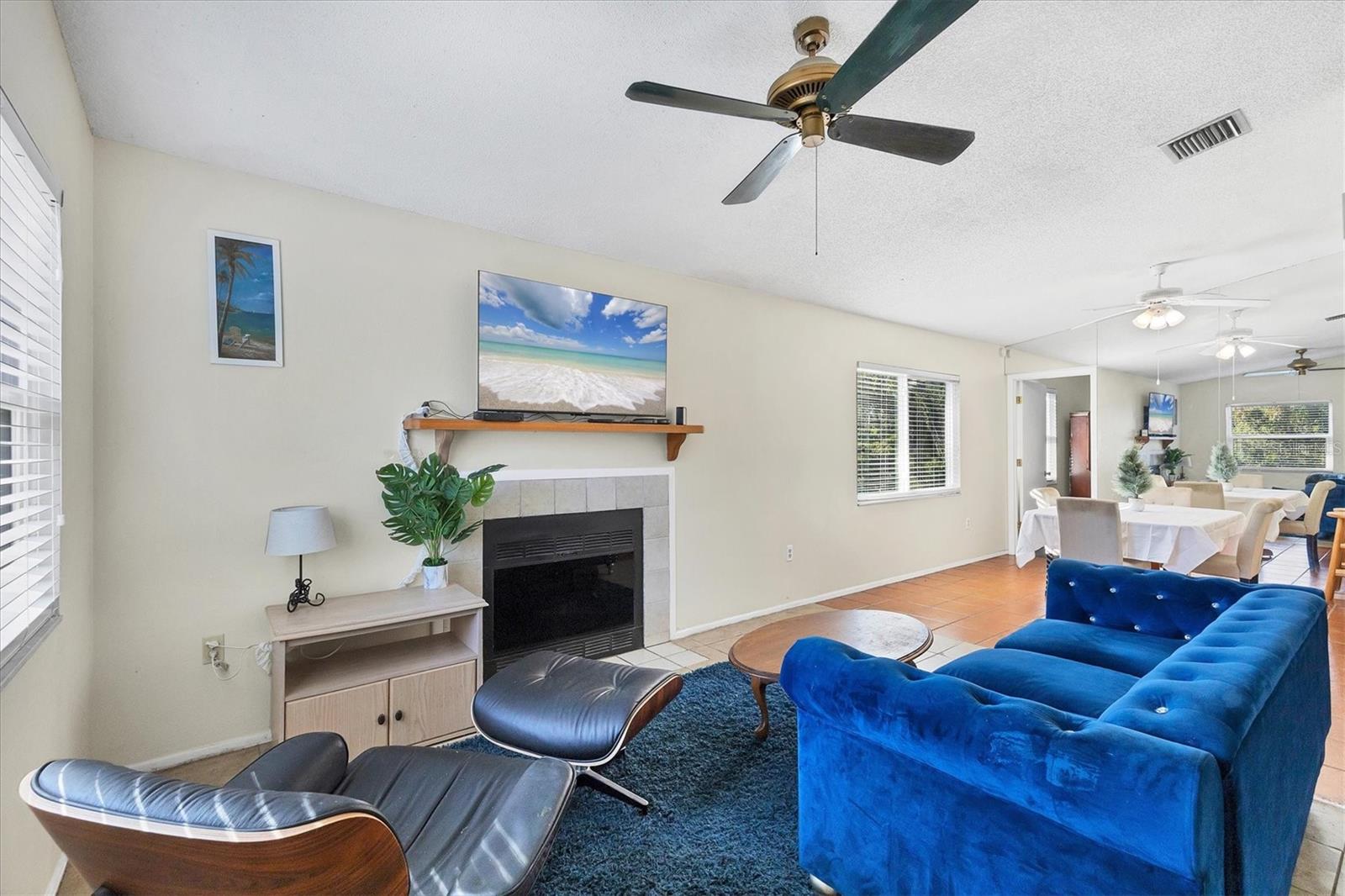 A4673886 Property Photo