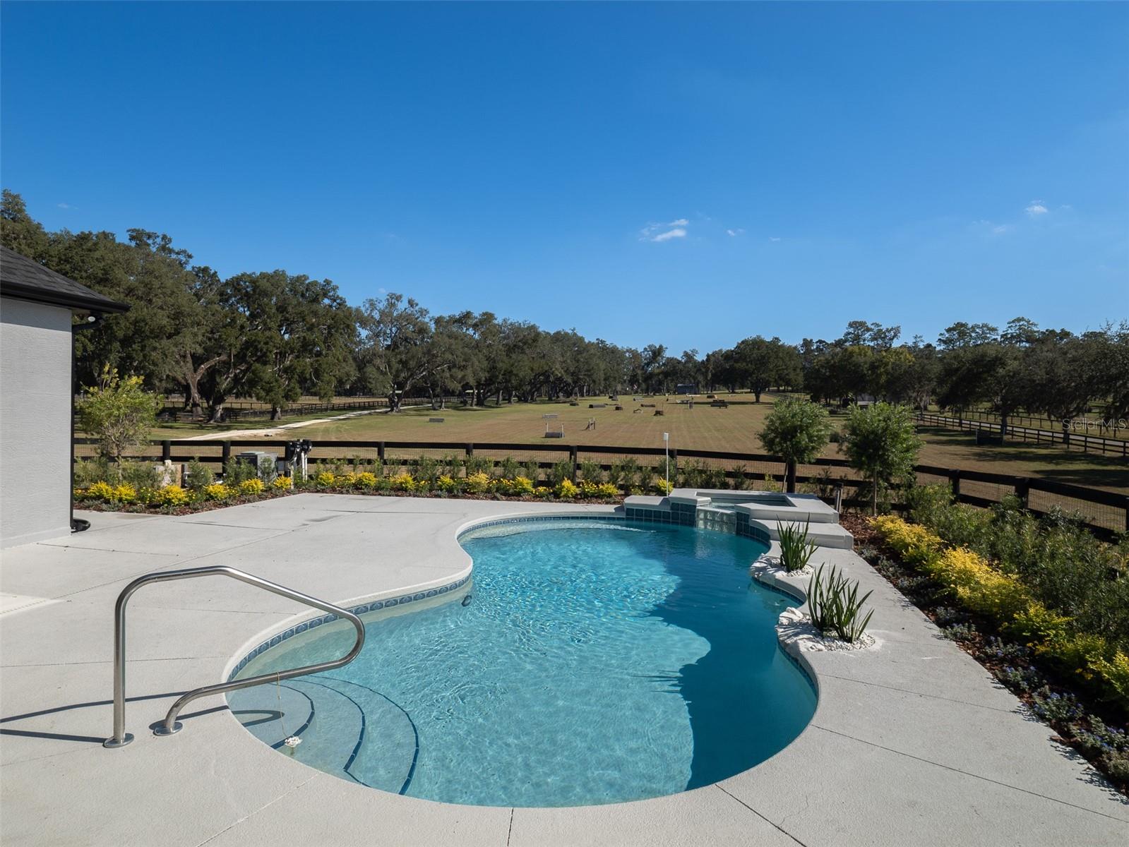 OM714445 Property Photo