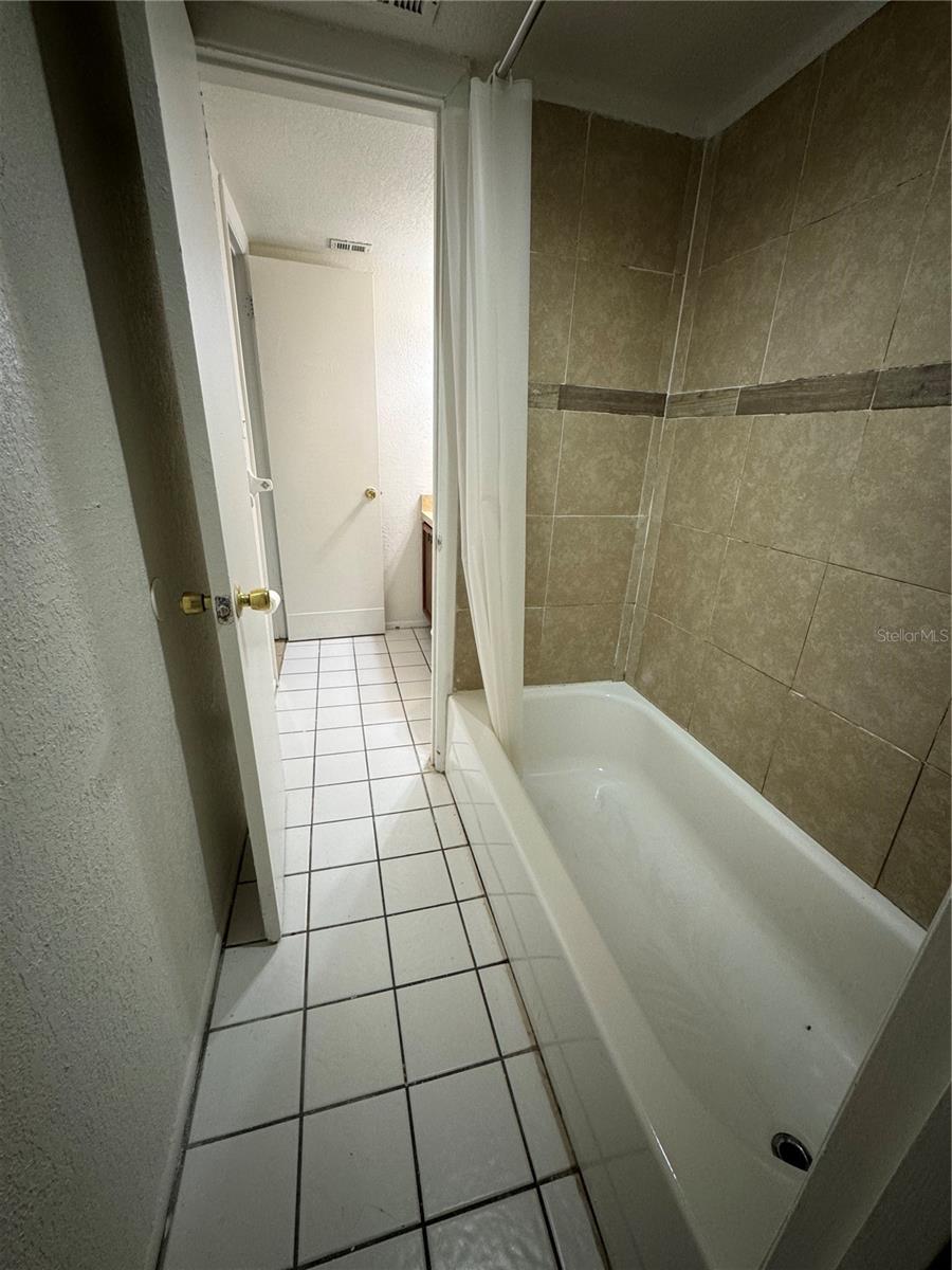 O6364522 Property Photo