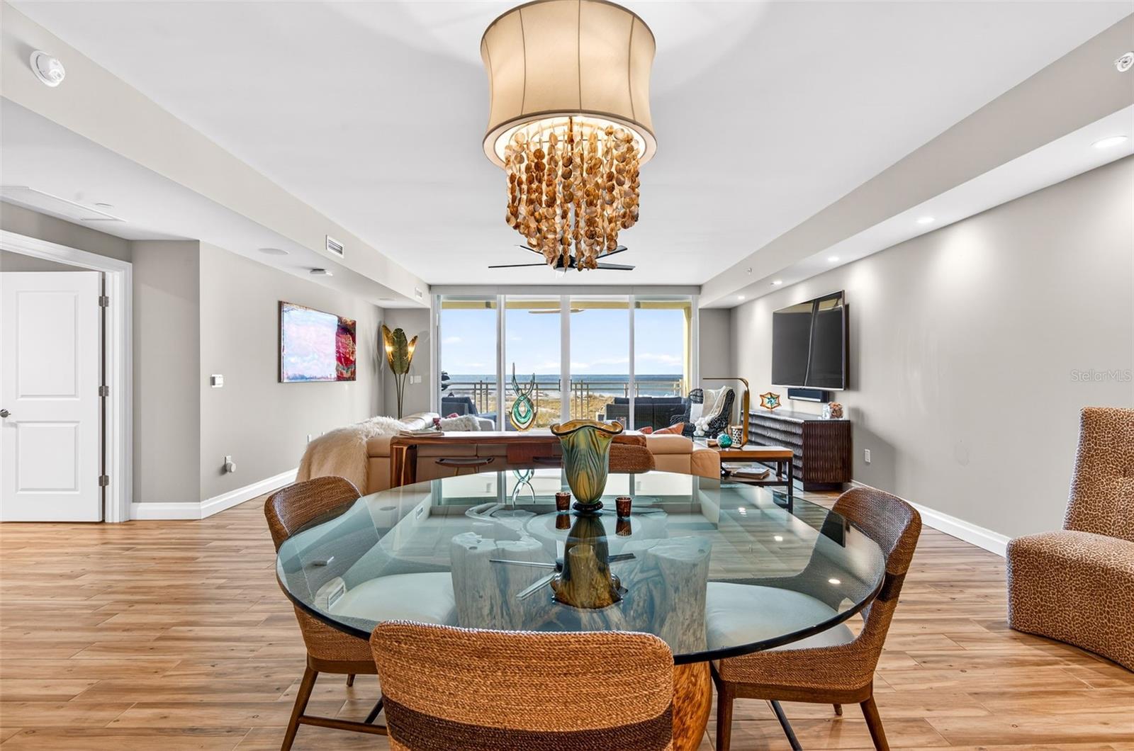 TB8452983 Property Photo