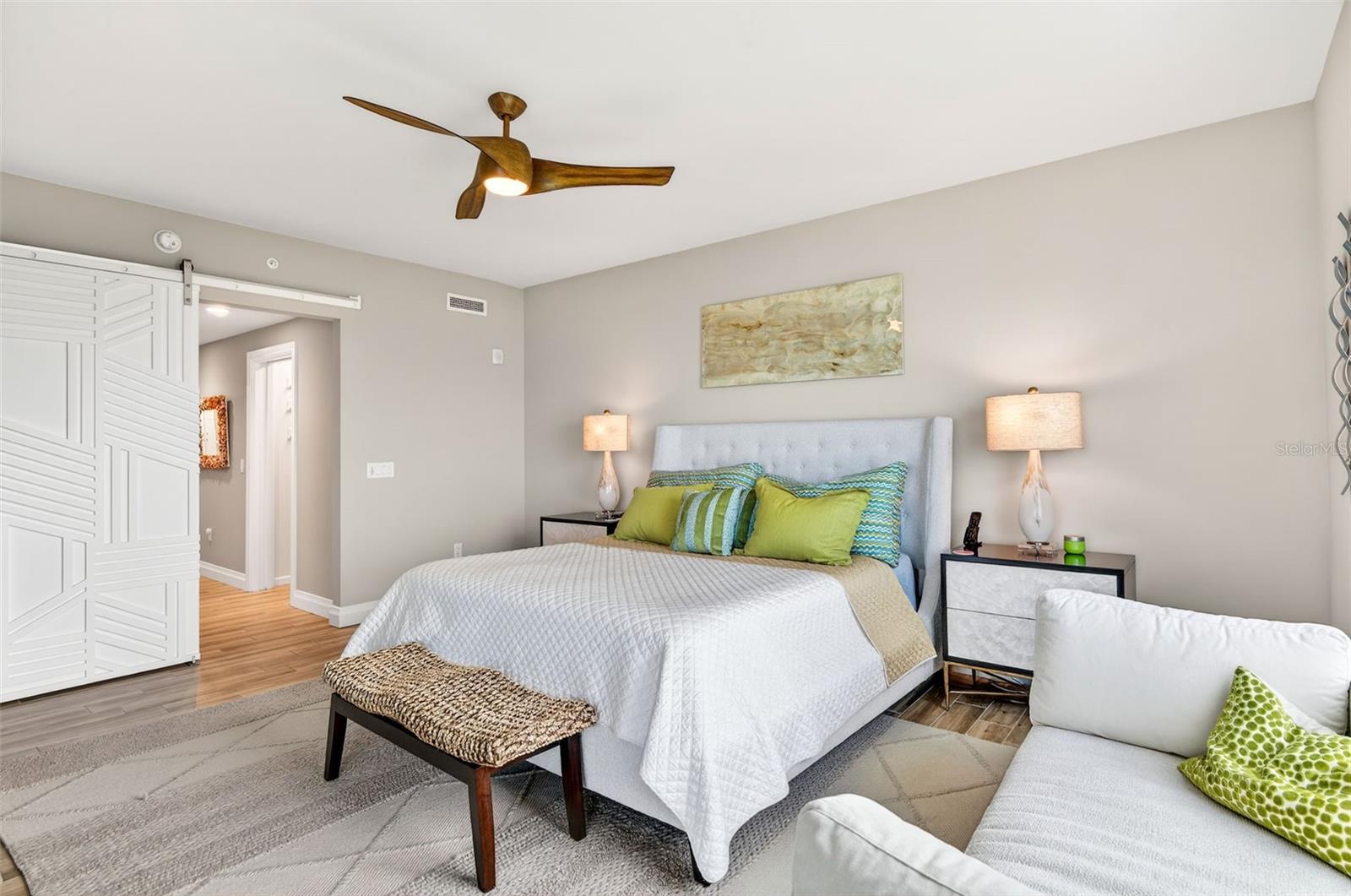 TB8452983 Property Photo