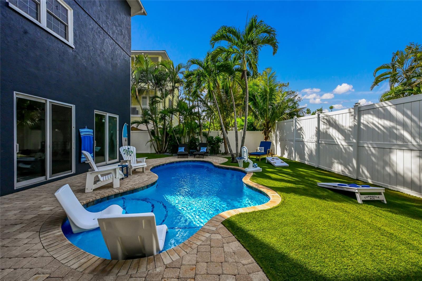 A4673926 Property Photo