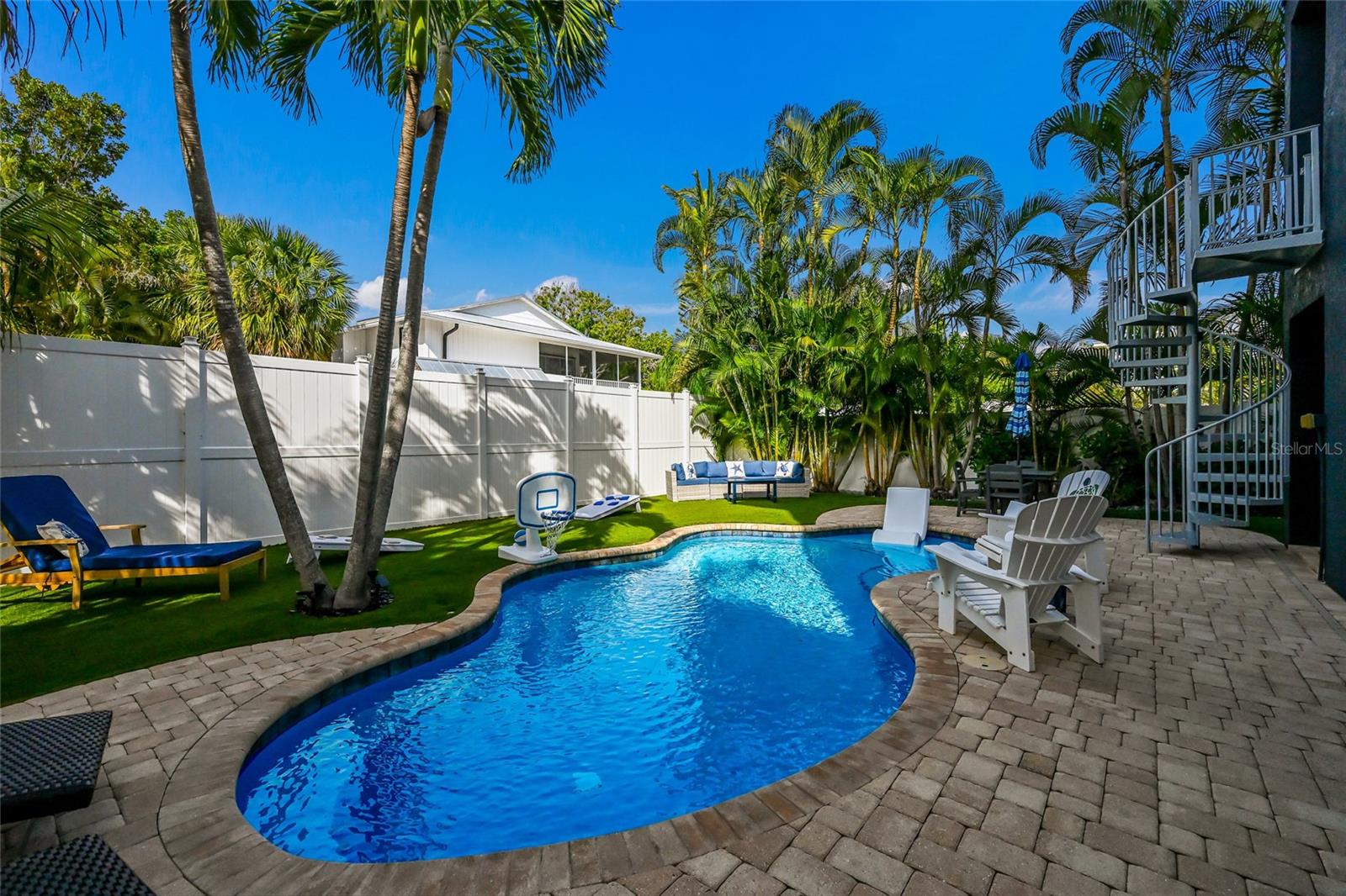 A4673926 Property Photo