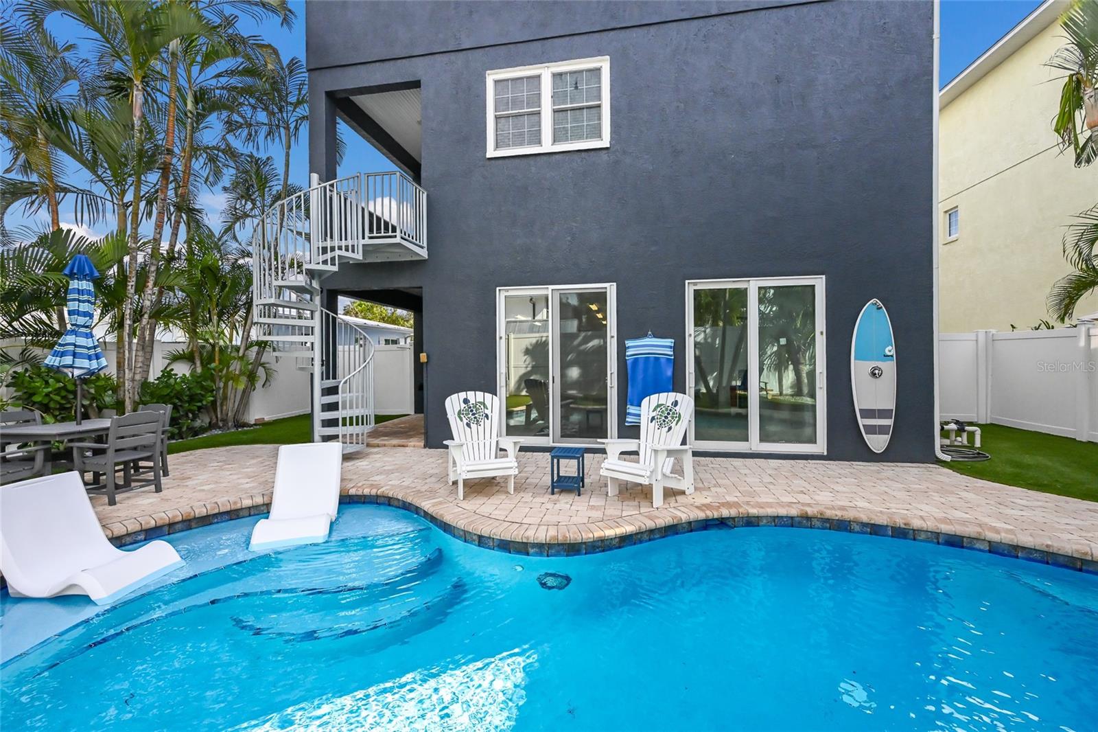 A4673926 Property Photo