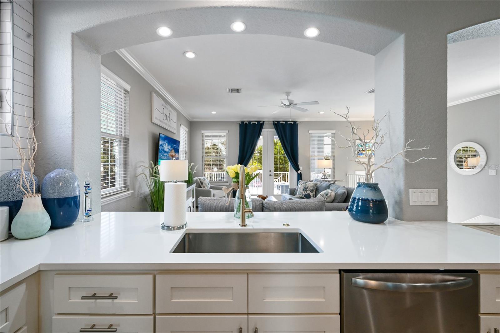 A4673926 Property Photo