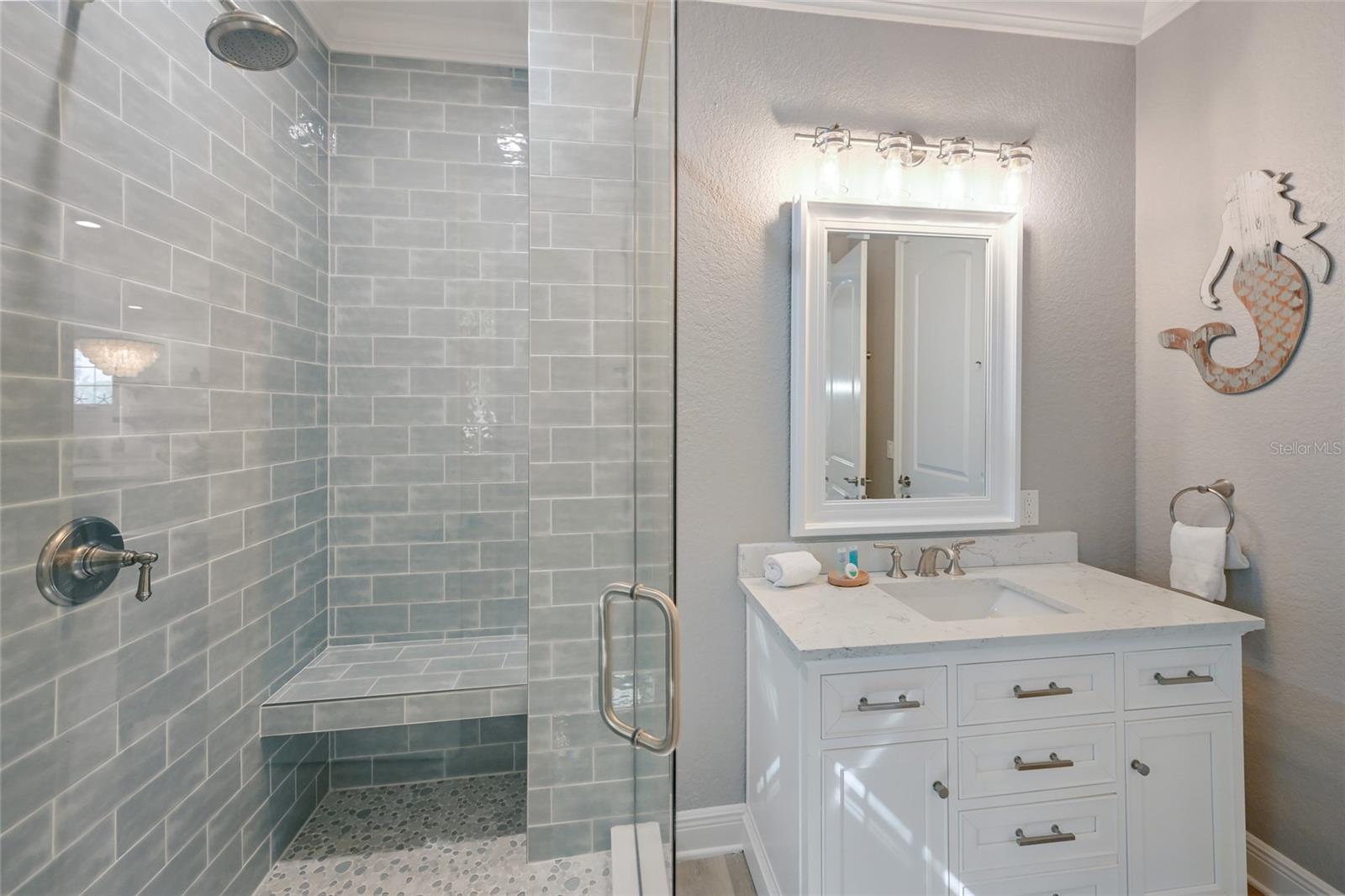 A4673926 Property Photo