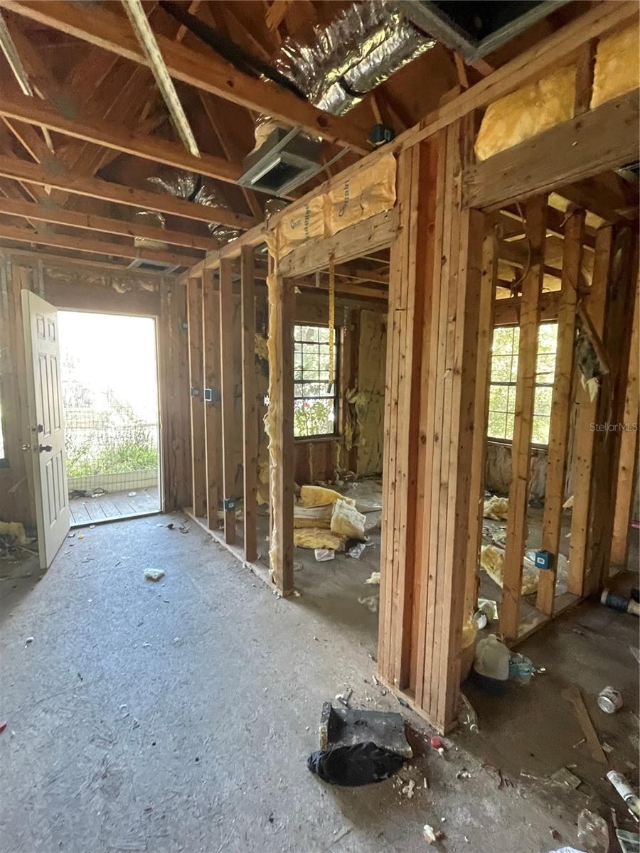 O6364674 Property Photo