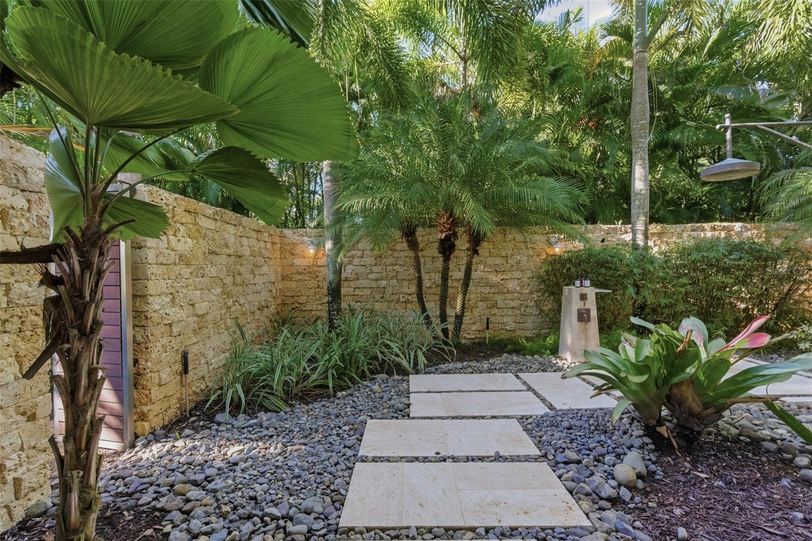 PR9117752 Property Photo