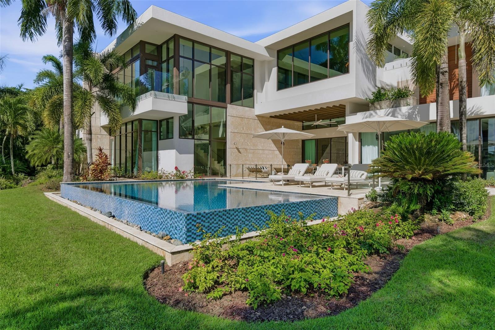 PR9117752 Property Photo