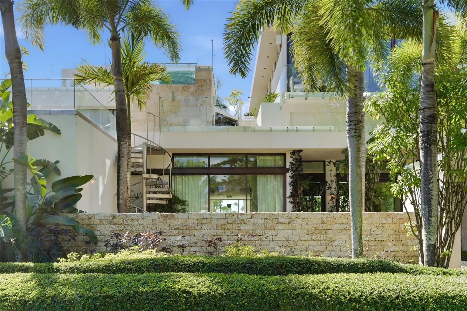 PR9117752 Property Photo