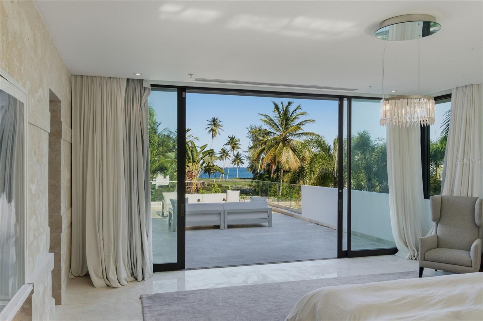 PR9117752 Property Photo