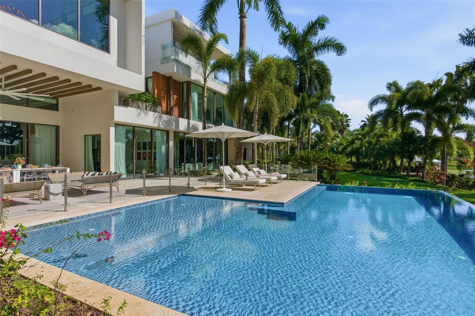 PR9117752 Property Photo