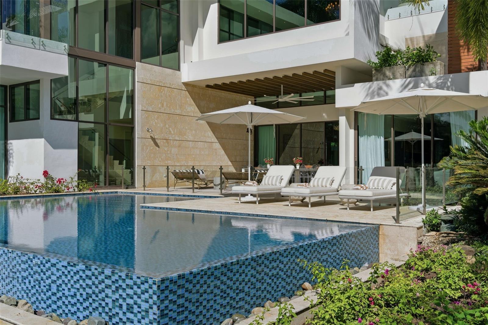 PR9117752 Property Photo