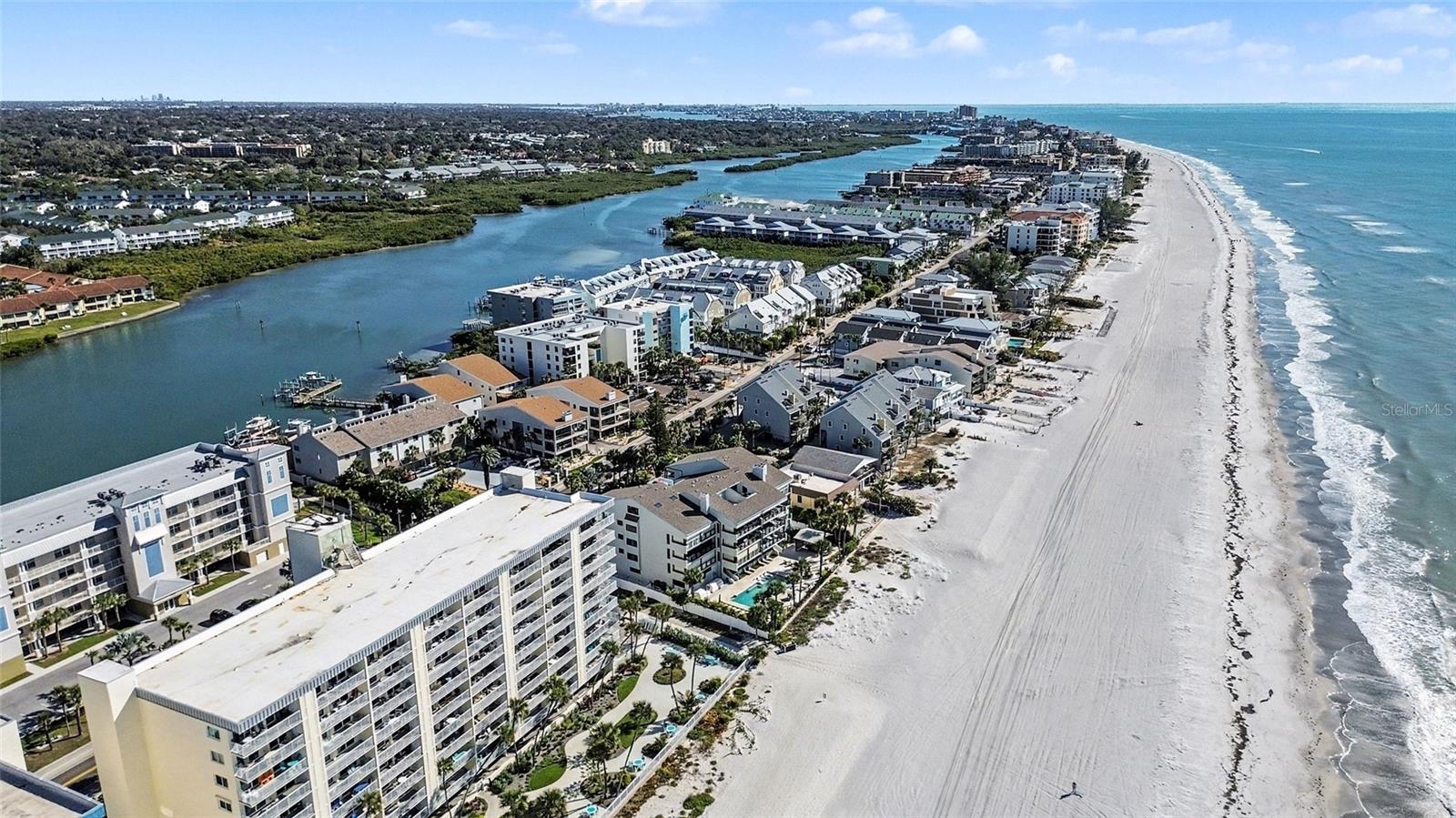 TB8453256 Property Photo