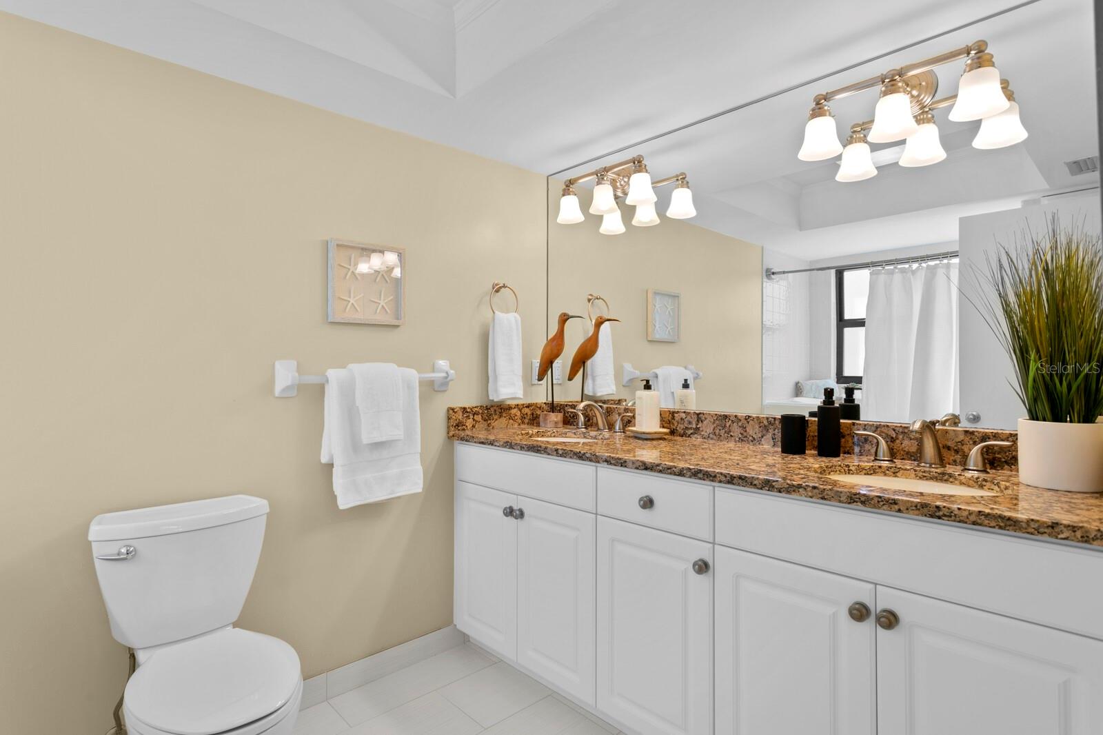 TB8453256 Property Photo