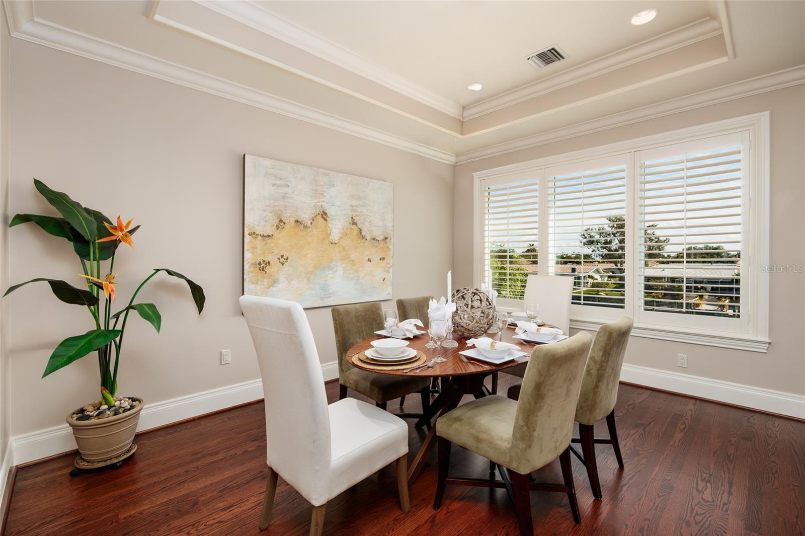 TB8453291 Property Photo