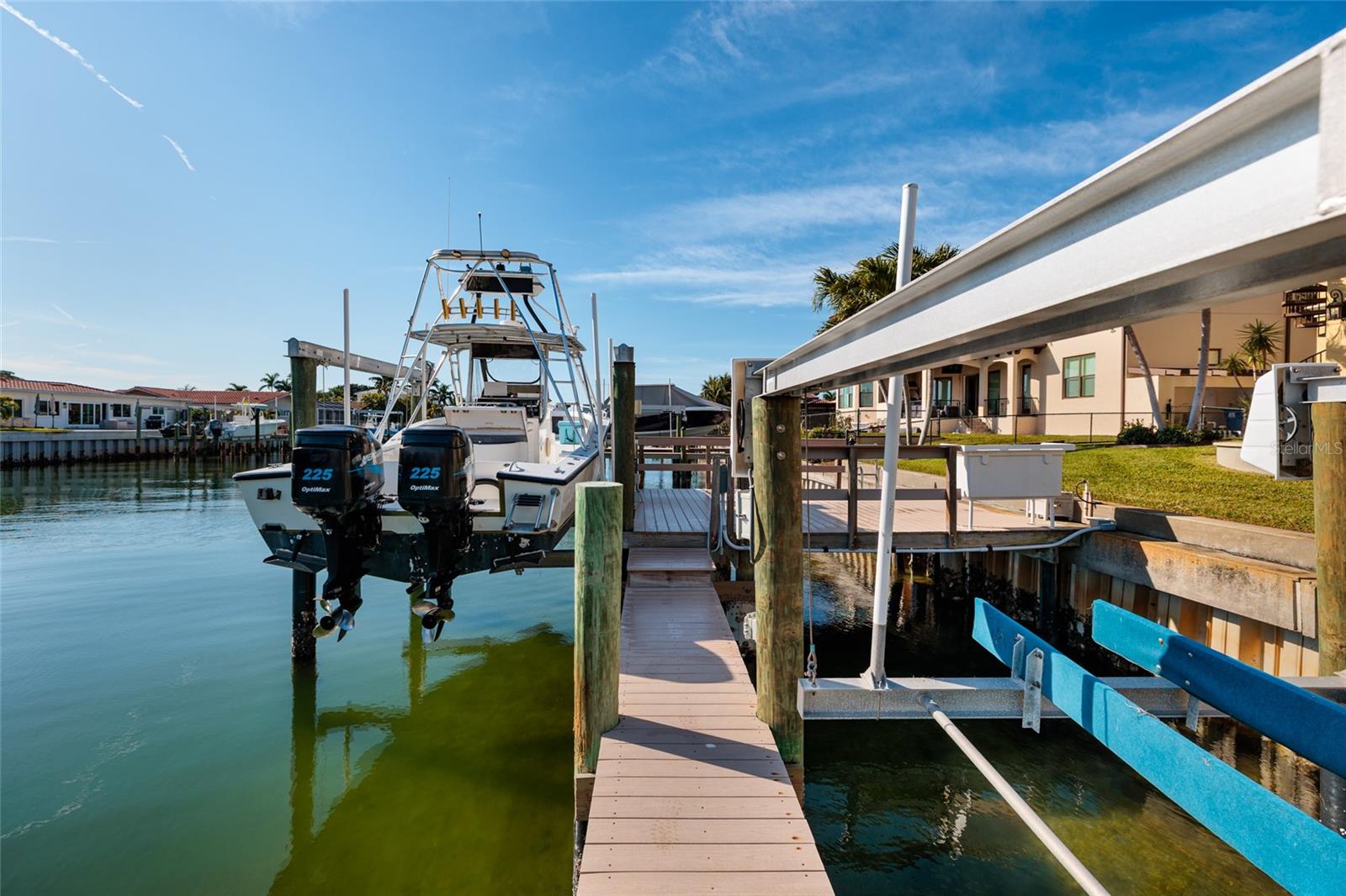 TB8453291 Property Photo