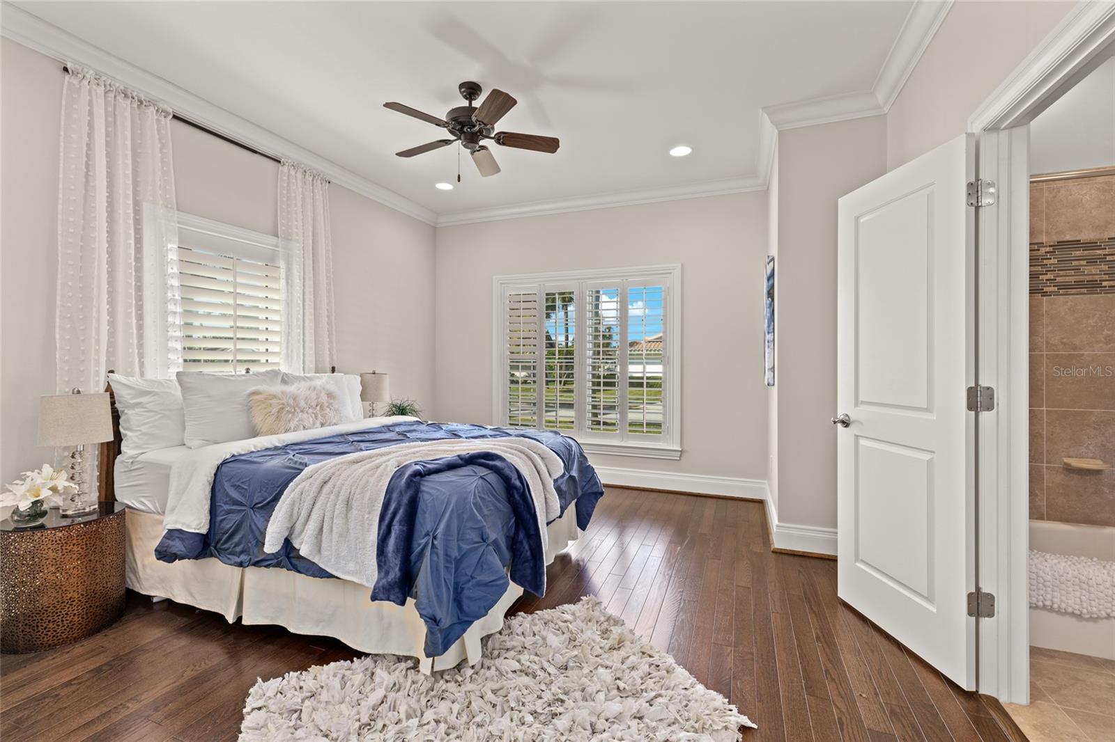 TB8453291 Property Photo