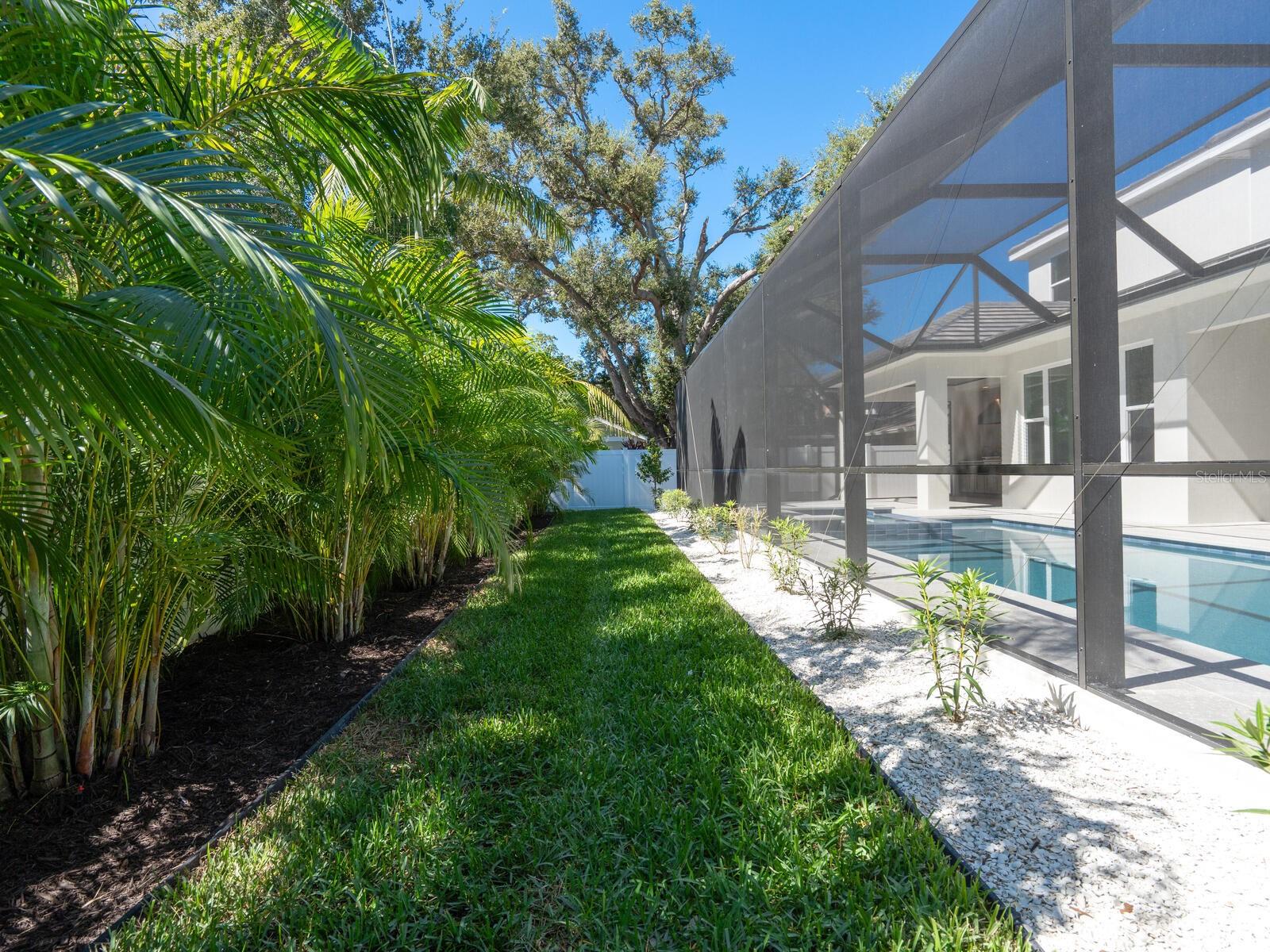 A4674004 Property Photo