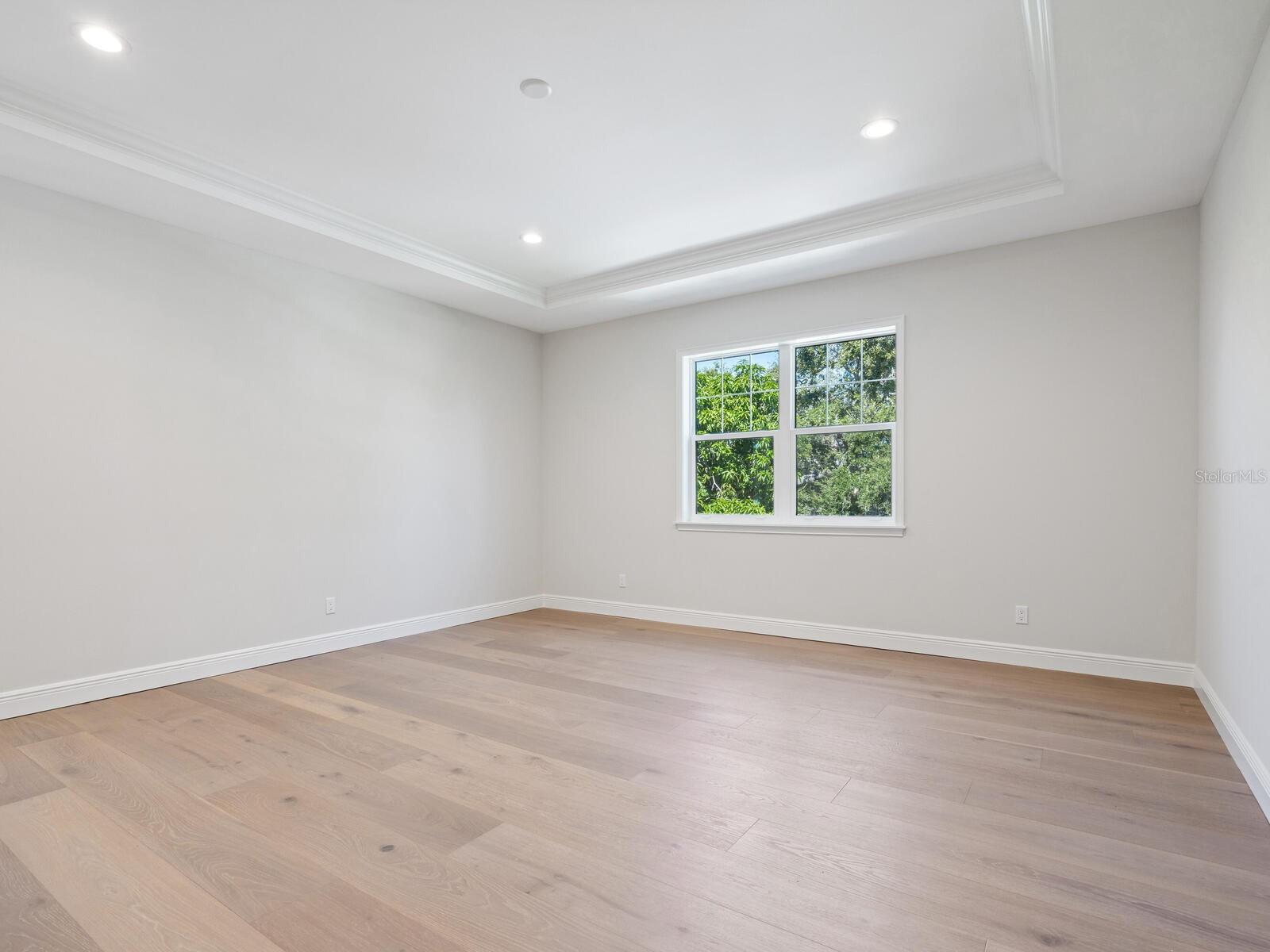 A4674004 Property Photo