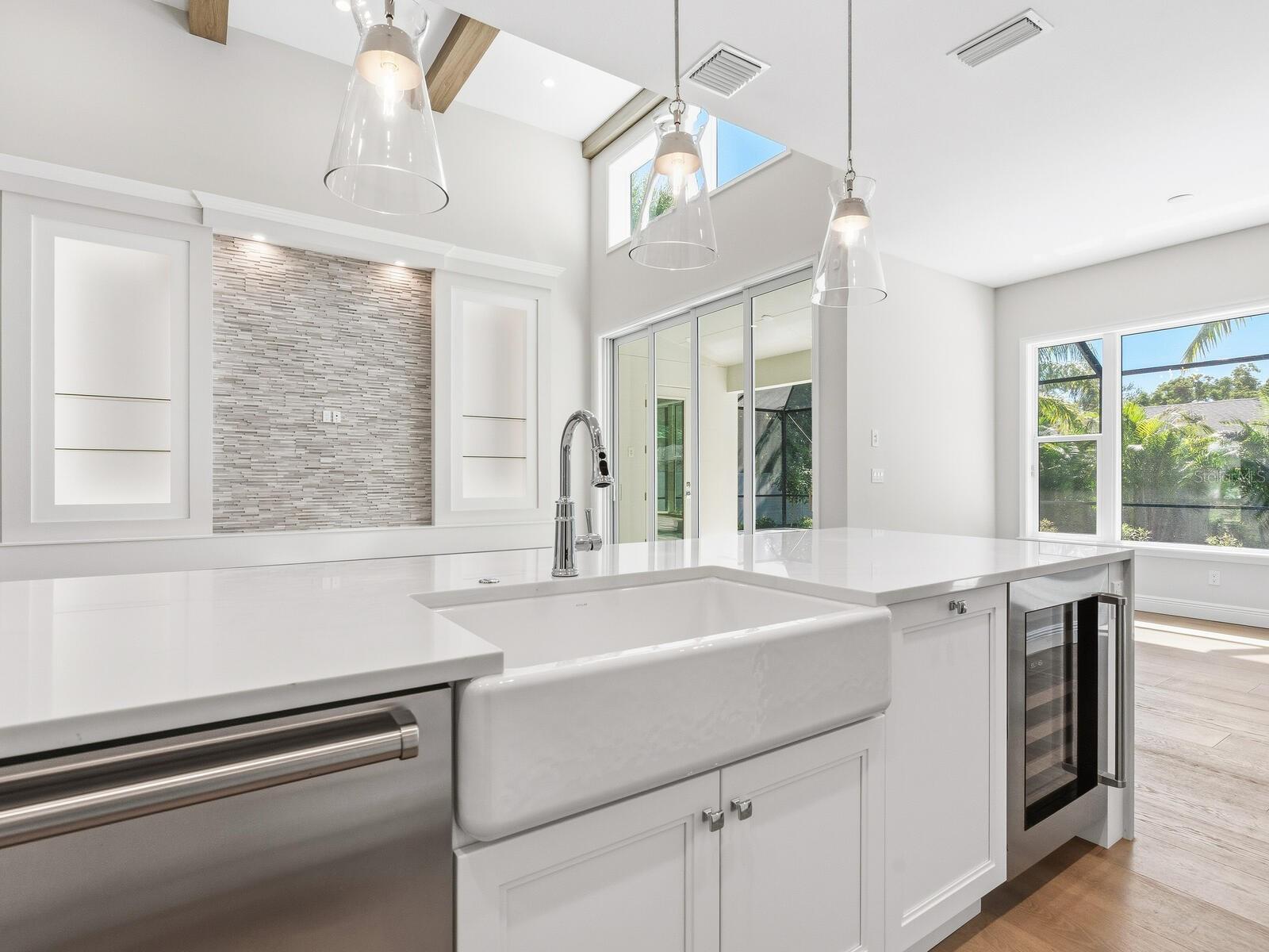 A4674004 Property Photo