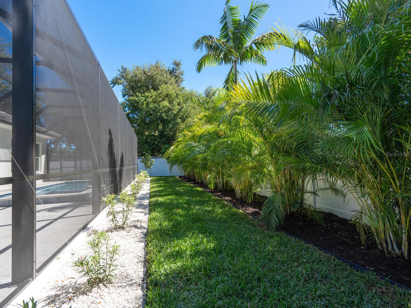 A4674004 Property Photo