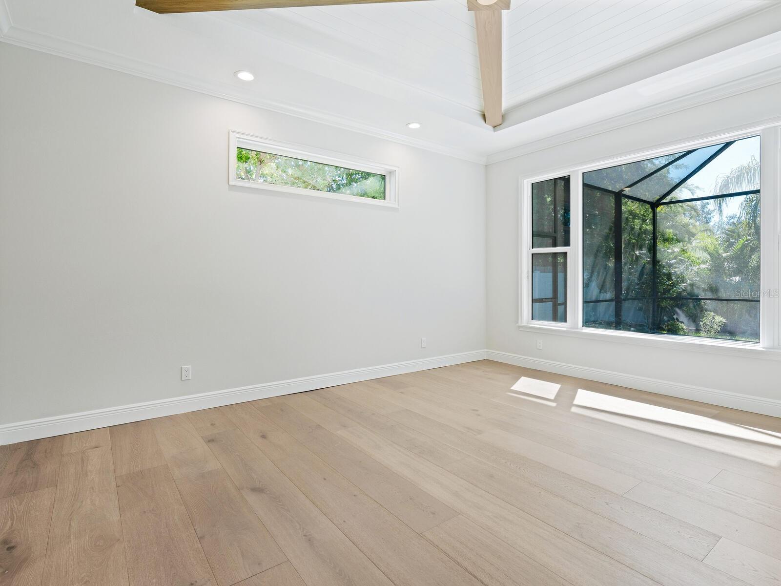 A4674004 Property Photo