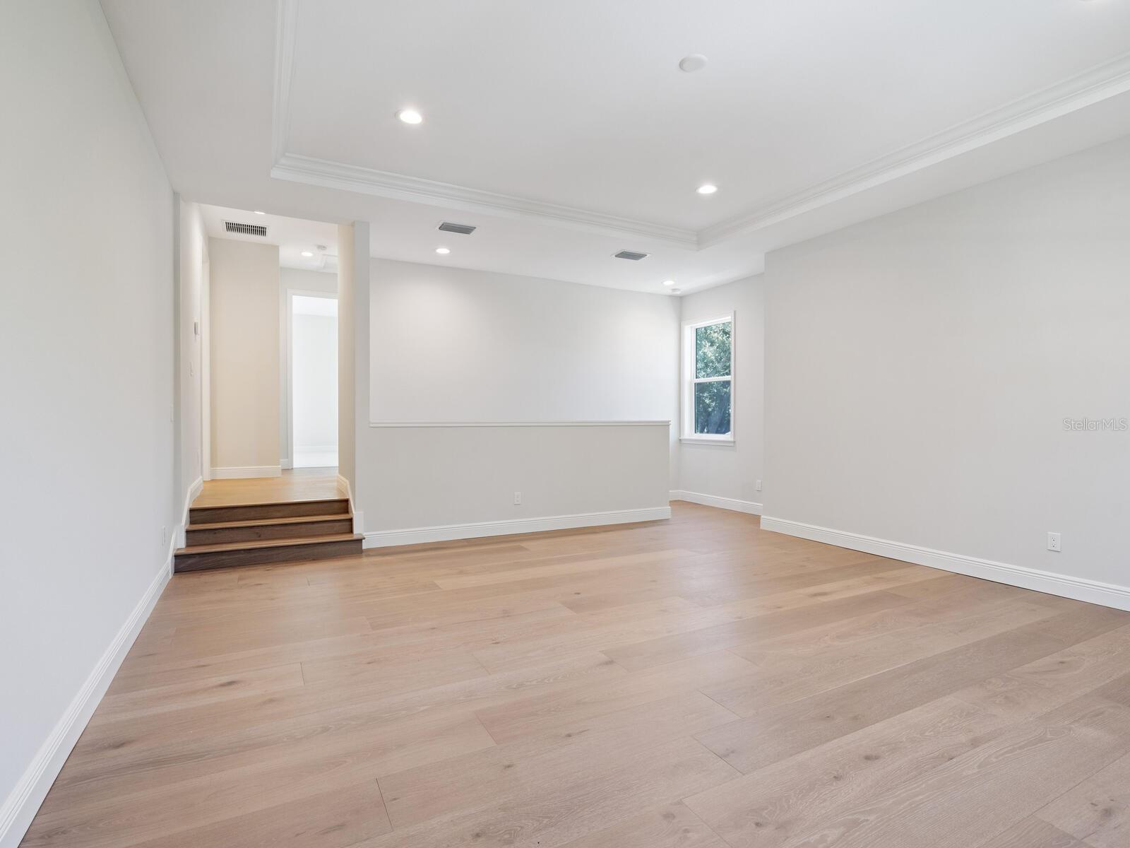 A4674004 Property Photo