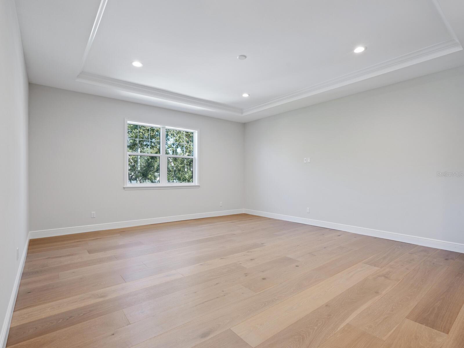 A4674004 Property Photo