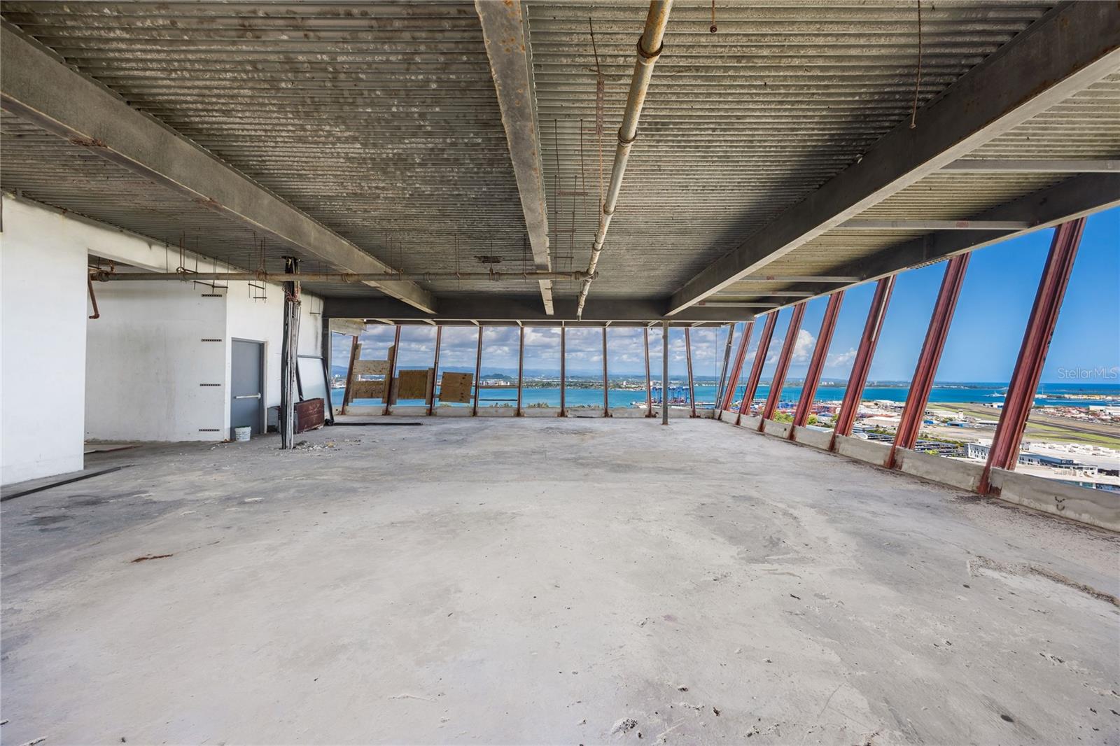 PR9117765 Property Photo