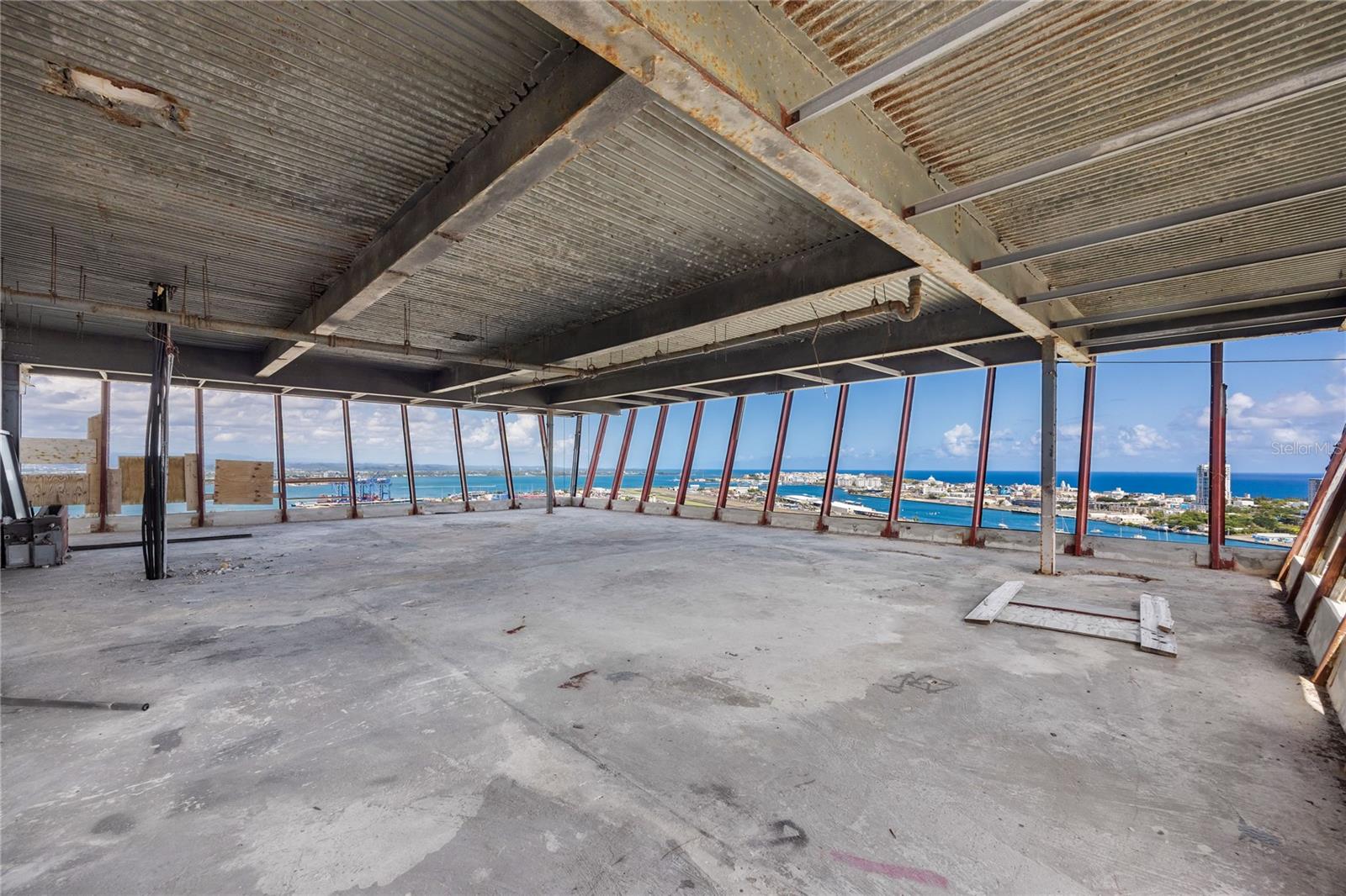 PR9117765 Property Photo