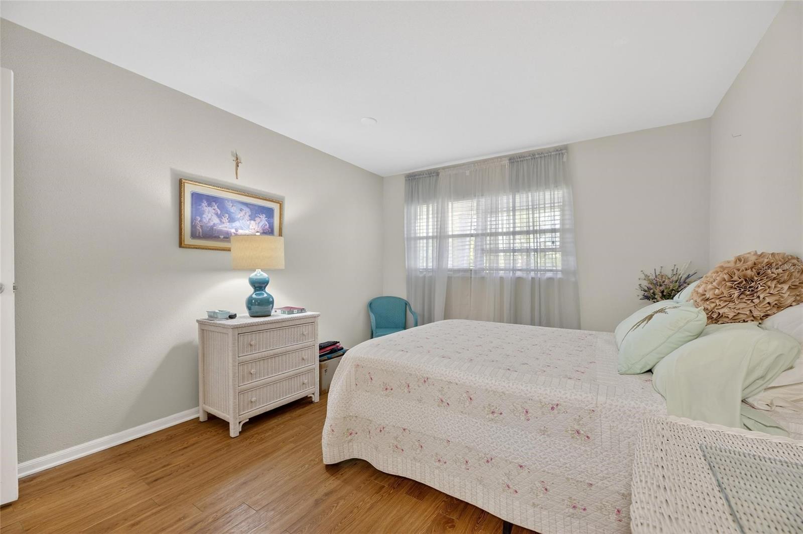 TB8453321 Property Photo