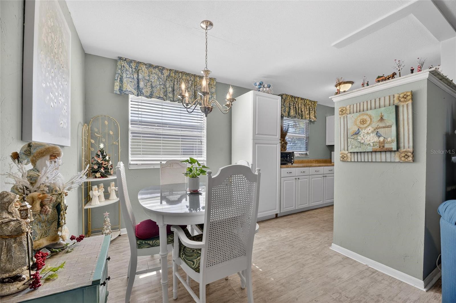 TB8453321 Property Photo