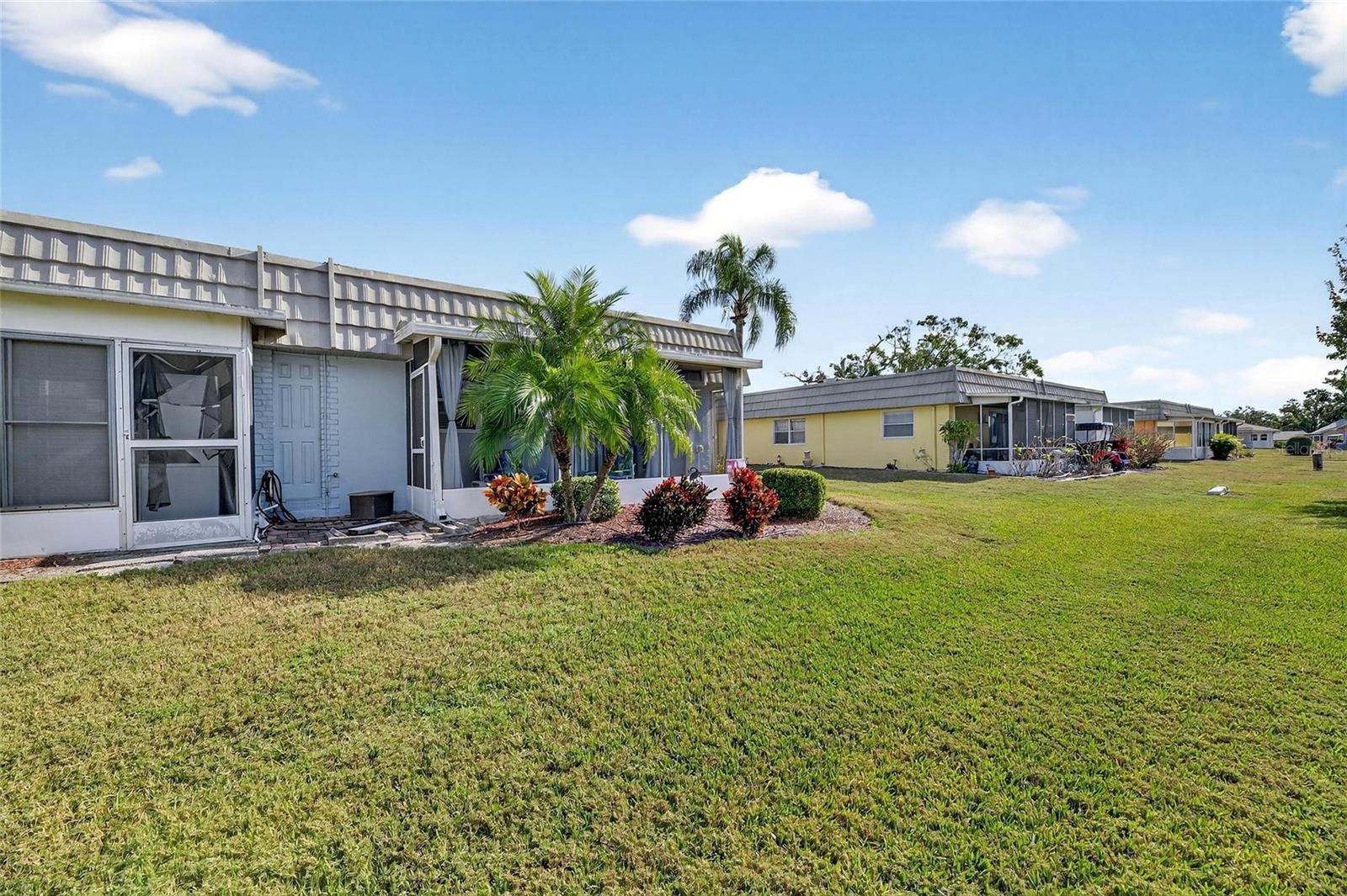 TB8453321 Property Photo