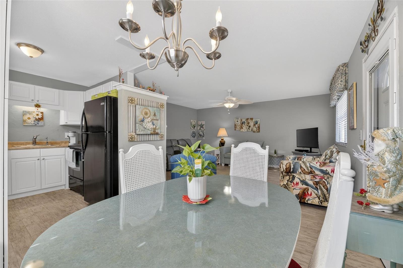 TB8453321 Property Photo